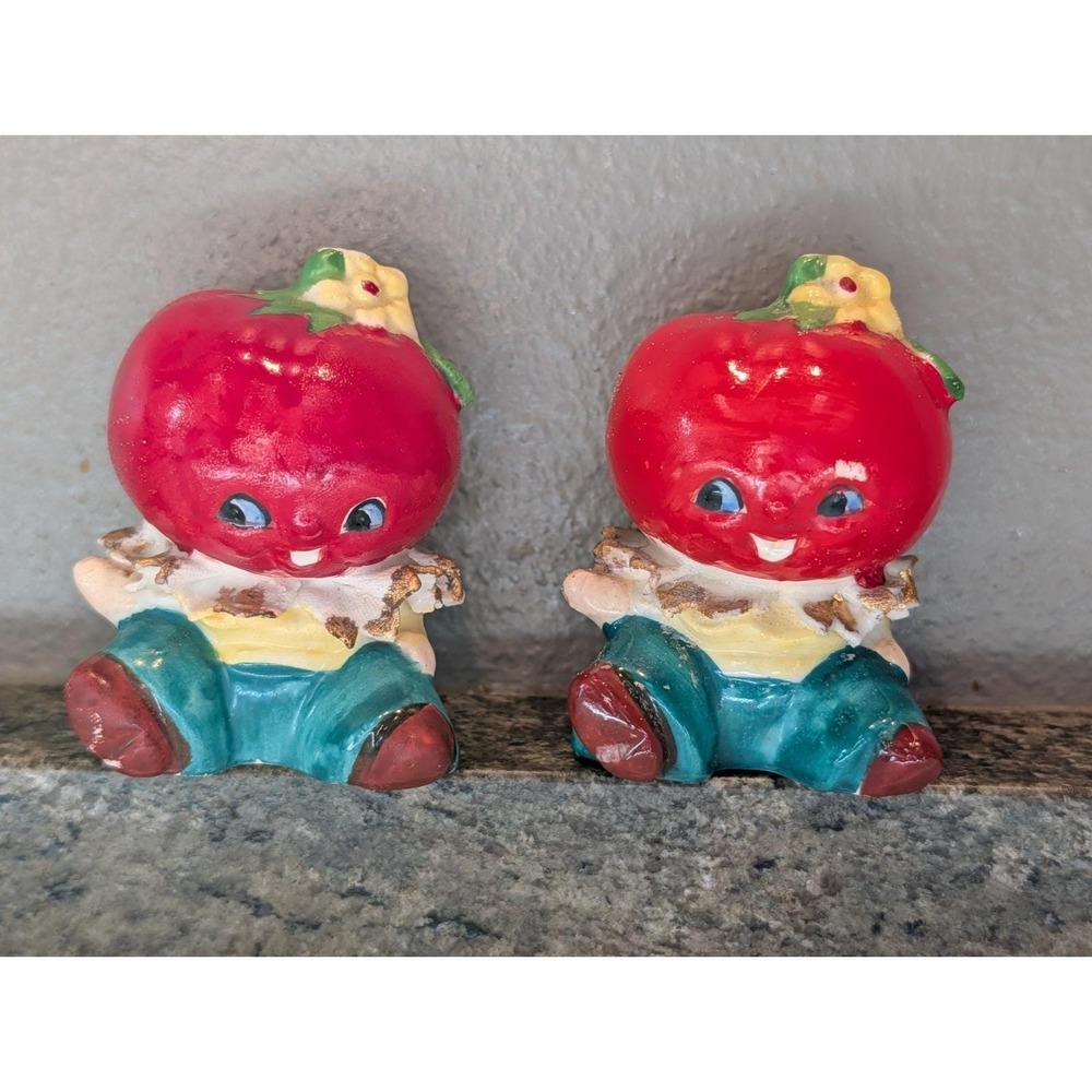 Vintage Colorful Anthropomorphic Red Tomato Head Sitting Salt & Pepper Shaker